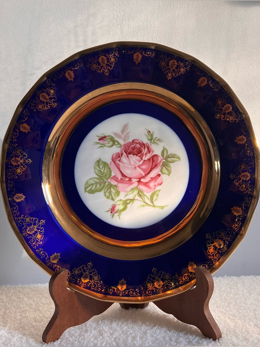 Cobalt Blue and Pink Rose Porcelain Dinner Plate with Gold Trim